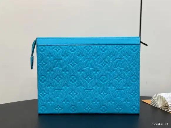 First bag VOYAGE-27*21*6CM VUITTON LOUIS POCHETTE 0617